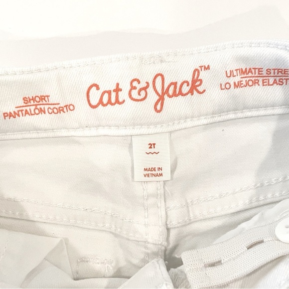 Cat & Jack 2T white denim shorts - Picture 4 of 7